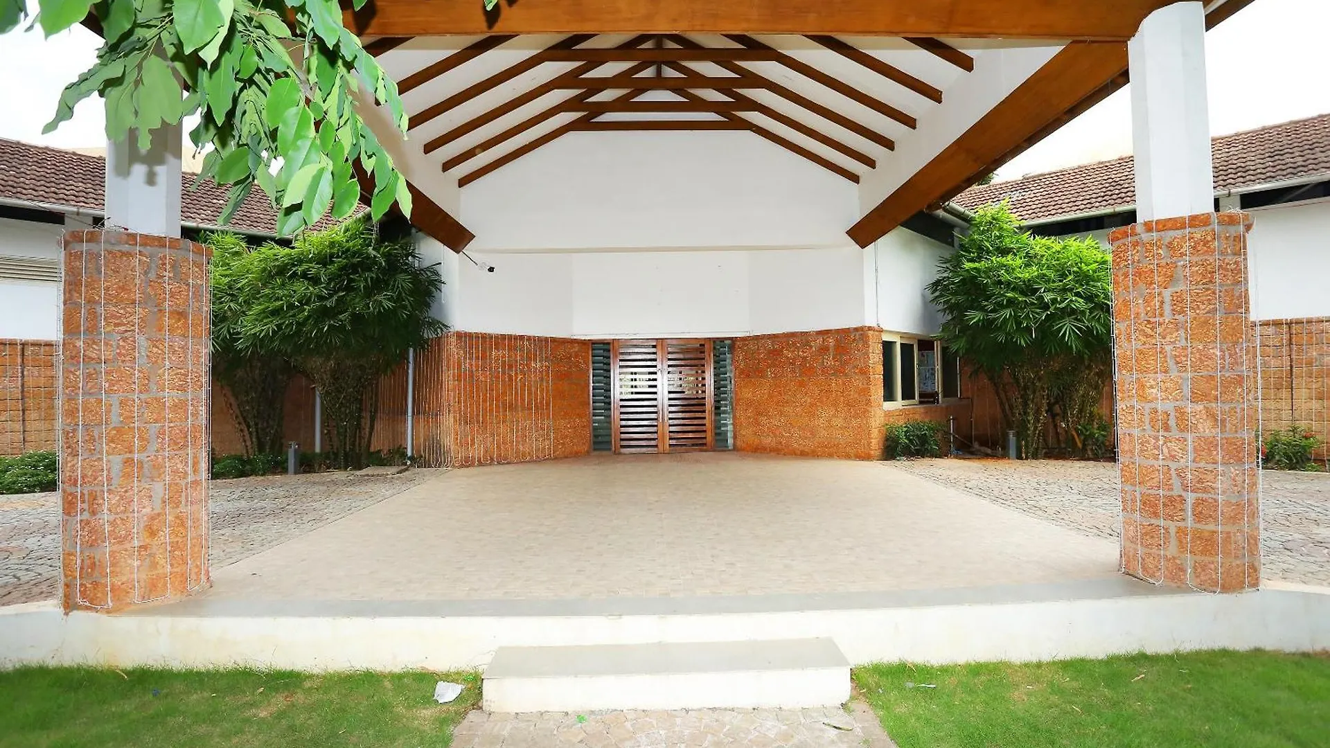 Super Townhouse Island Inn Elūr
