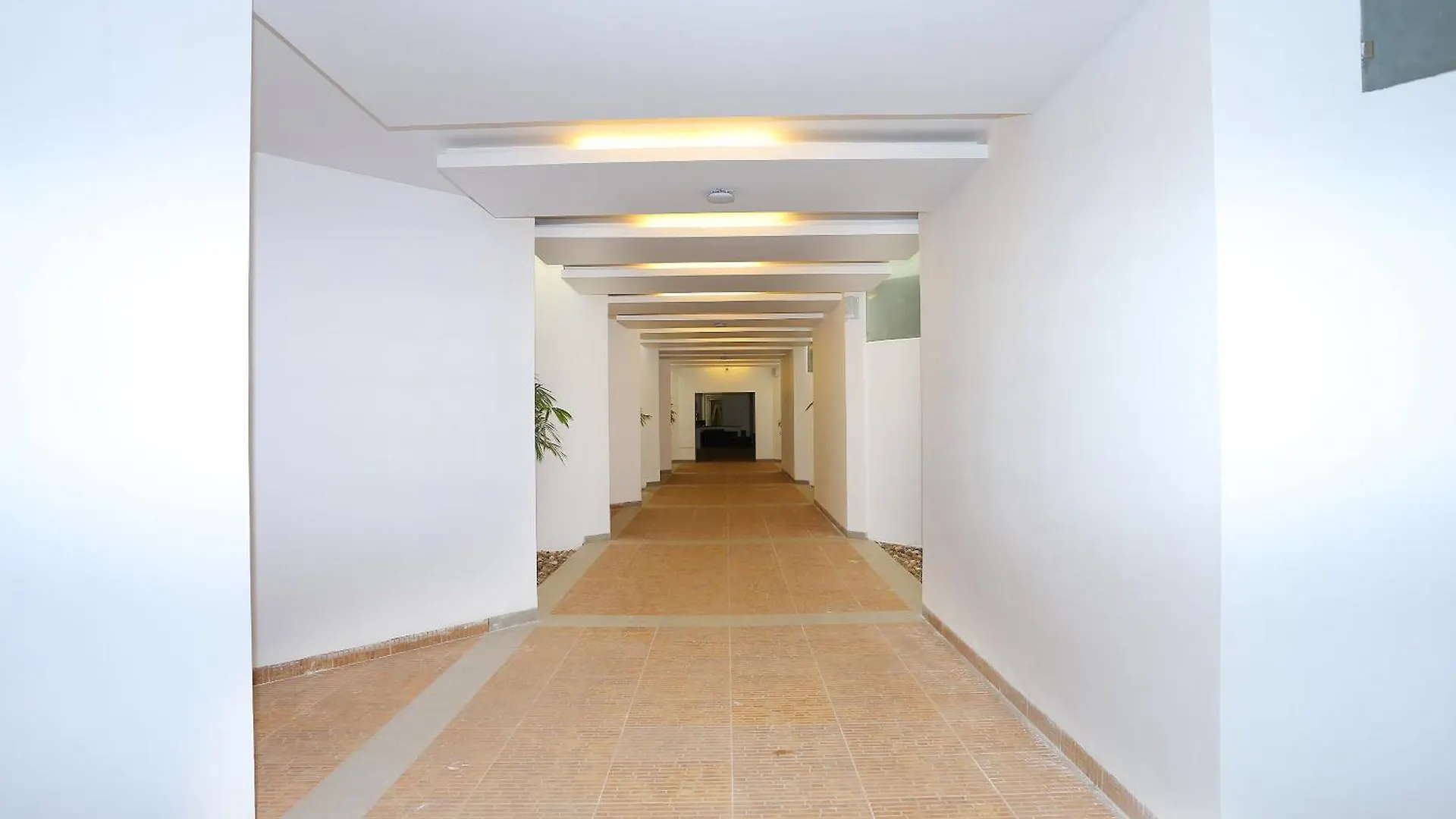 **** Hotel Super Townhouse Island Inn Elūr India