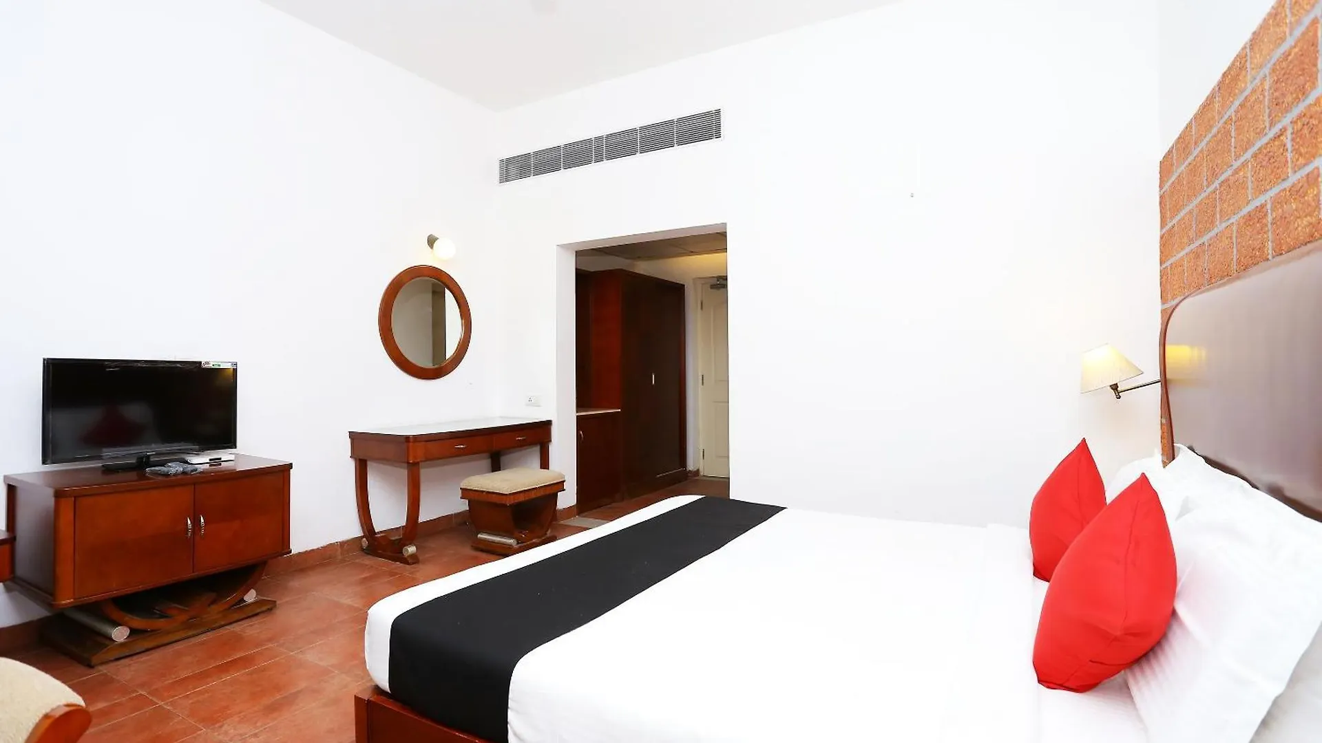 Townhouse Island Inn Elur Hotel