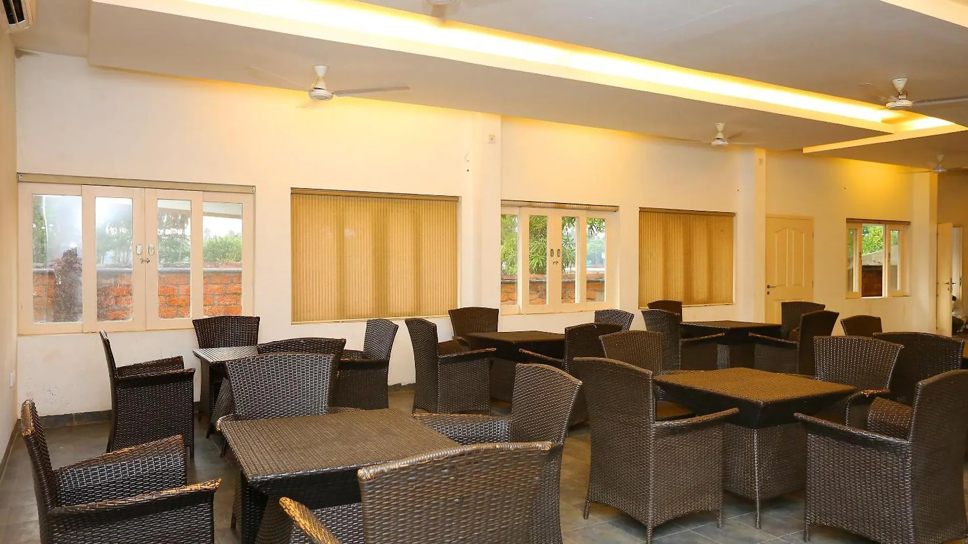 Super Townhouse Island Inn Elūr 4*,  インド