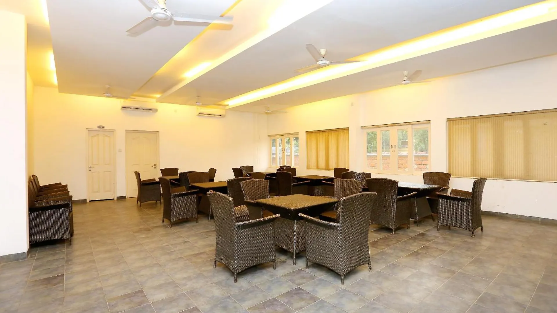 Super Townhouse Island Inn Elūr ホテル